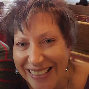 Meet your Posher, Julie